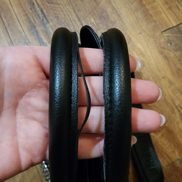 Steve Madden Madden NYC Black Hand Bag Crossbody - Picture 2 of 10